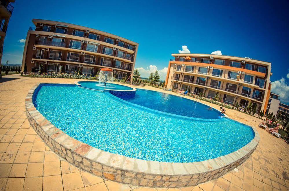 Holiday Fort Golf Club Slantschew brjag Exterior foto